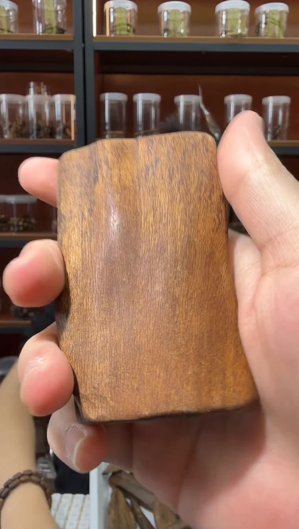 沉香吊坠81号芽庄黄土沉多样性发一