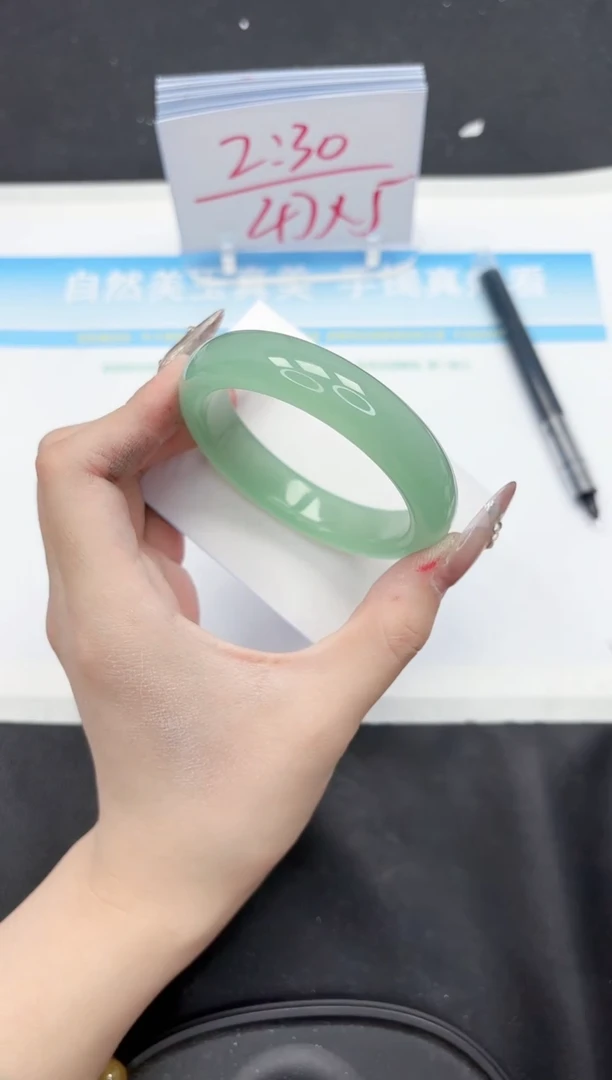 【闪购商品】石英质玉手镯未镶嵌283-54.2