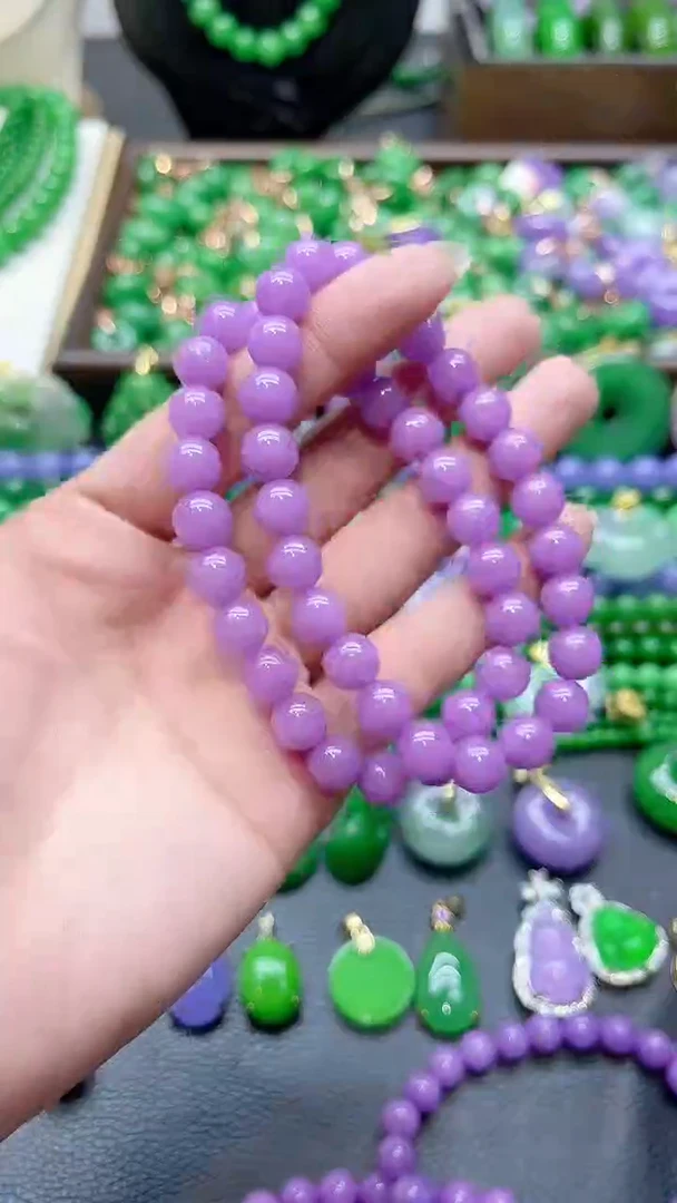 颈饰未镶嵌翡翠8mm紫手串