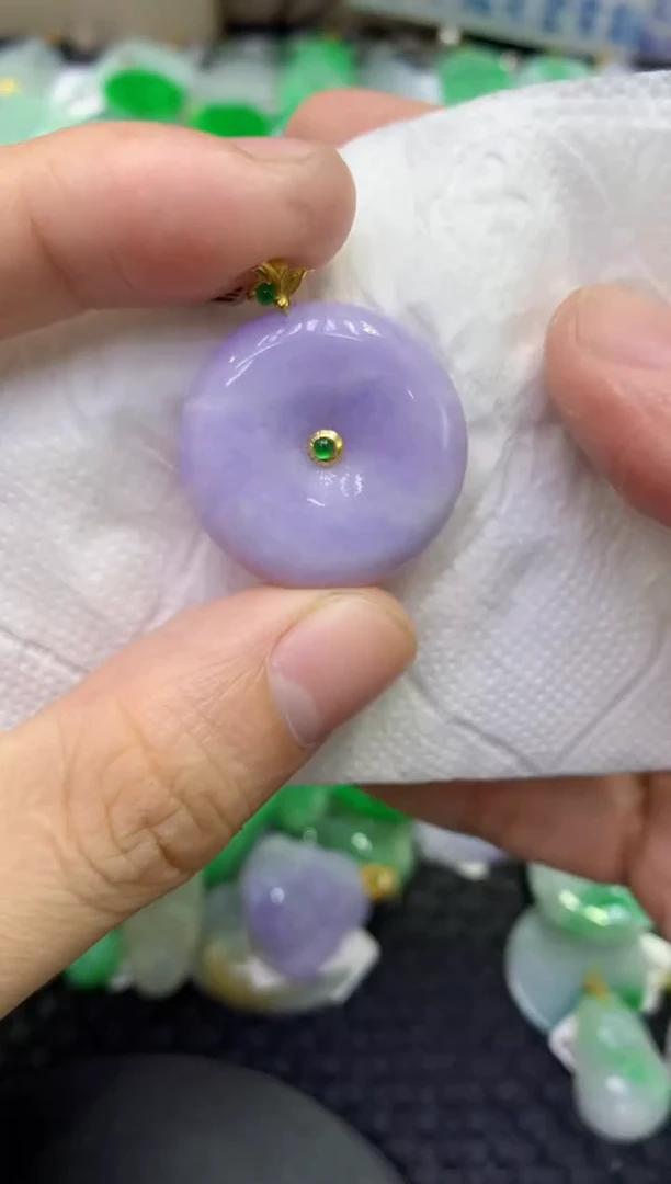 颈饰18K金镶嵌翡翠天然缅甸A货翡翠