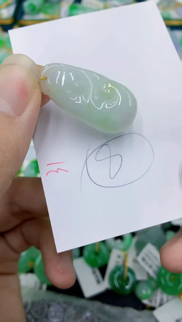 翡翠未镶嵌颈饰1111111111