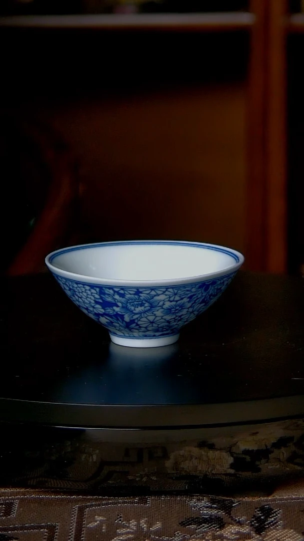 景德镇青花万花主人杯