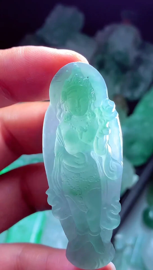 未镶嵌定制翡翠以*?翡翠毛货定制