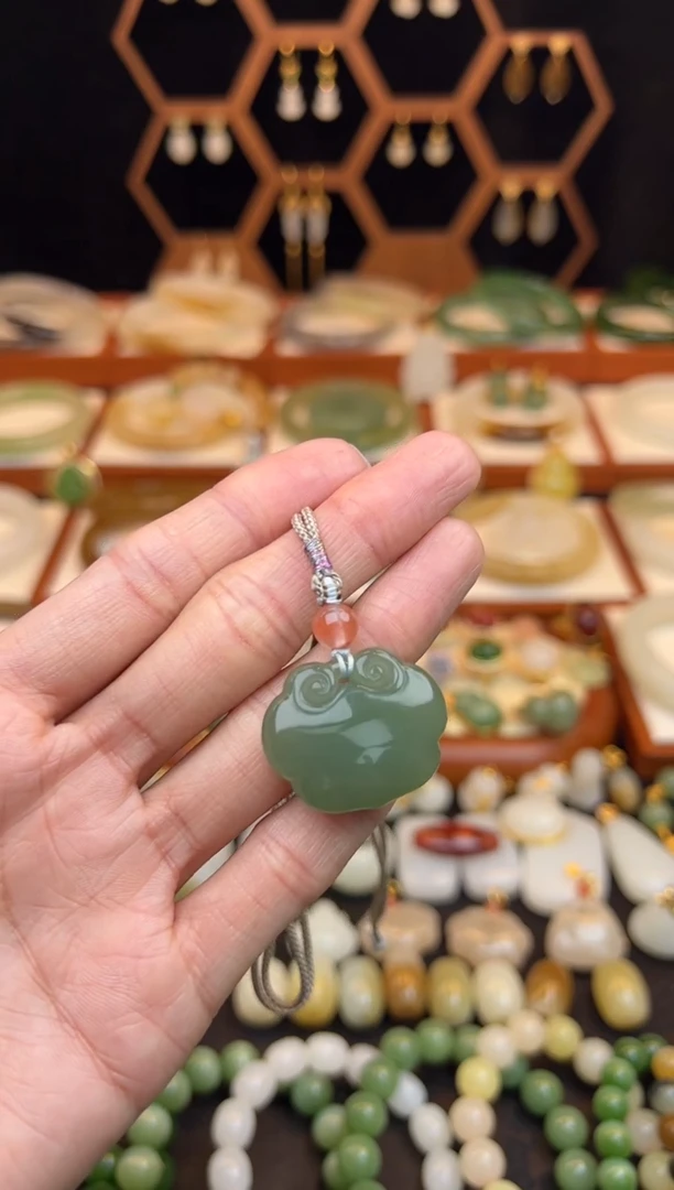 未镶嵌和田玉挂件福利