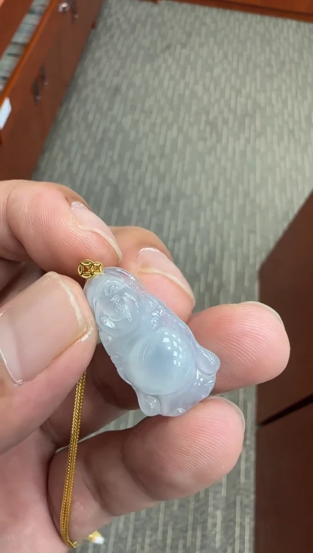 18K金镶嵌挂件翡翠A货翡翠多样性孤品