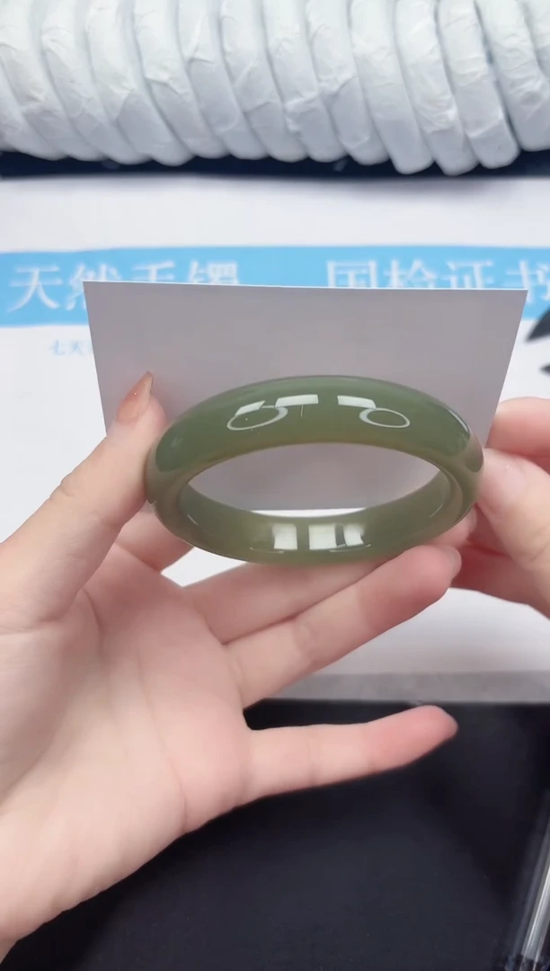 未镶嵌手镯石英质玉1-60.6QHS