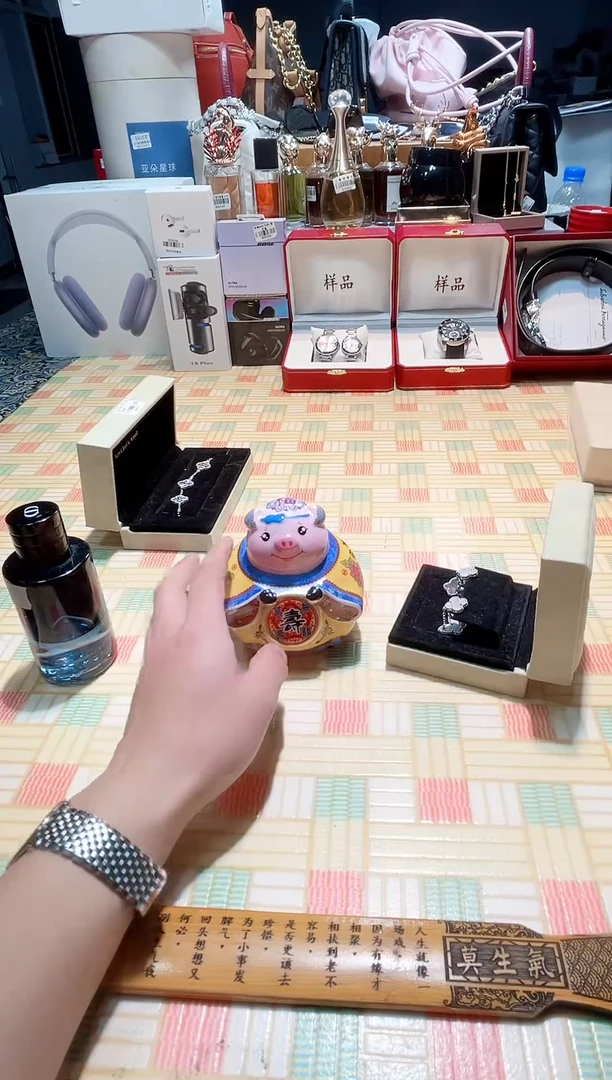 瓷片瓷器 库房到期 全部地板价@@1