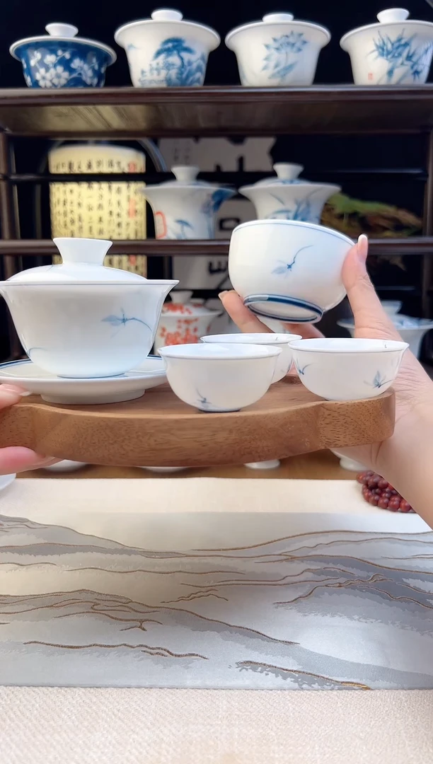 素兰盖碗+1主人杯+3客杯