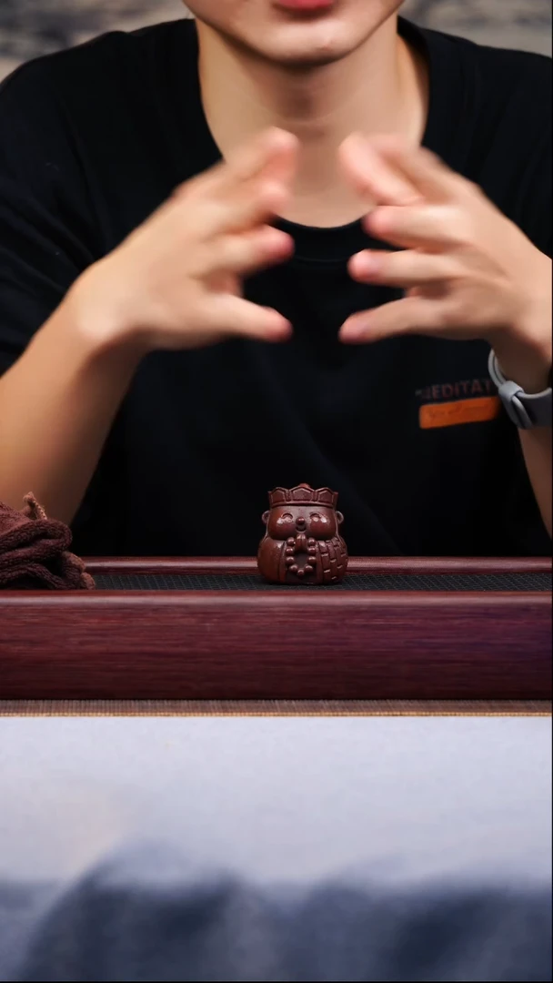 茶壶紫砂宜兴原矿紫砂作品  唐僧茶宠