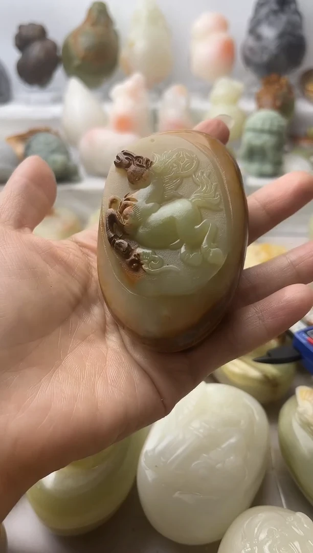 石材用****6方解石手把件不退换马微瑕