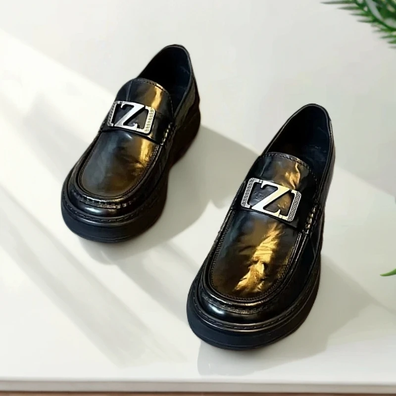 OKKO春季新款圆头一脚蹬软底商务休闲皮鞋百搭时尚真皮透气鞋8902