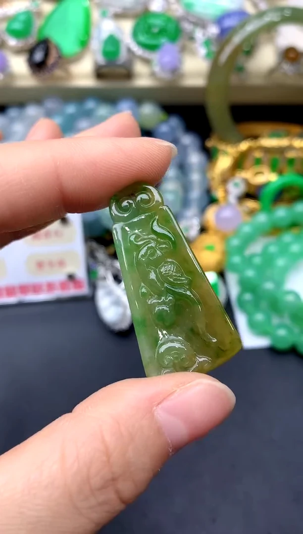 颈饰未镶嵌翡翠41 -中国好珍宝