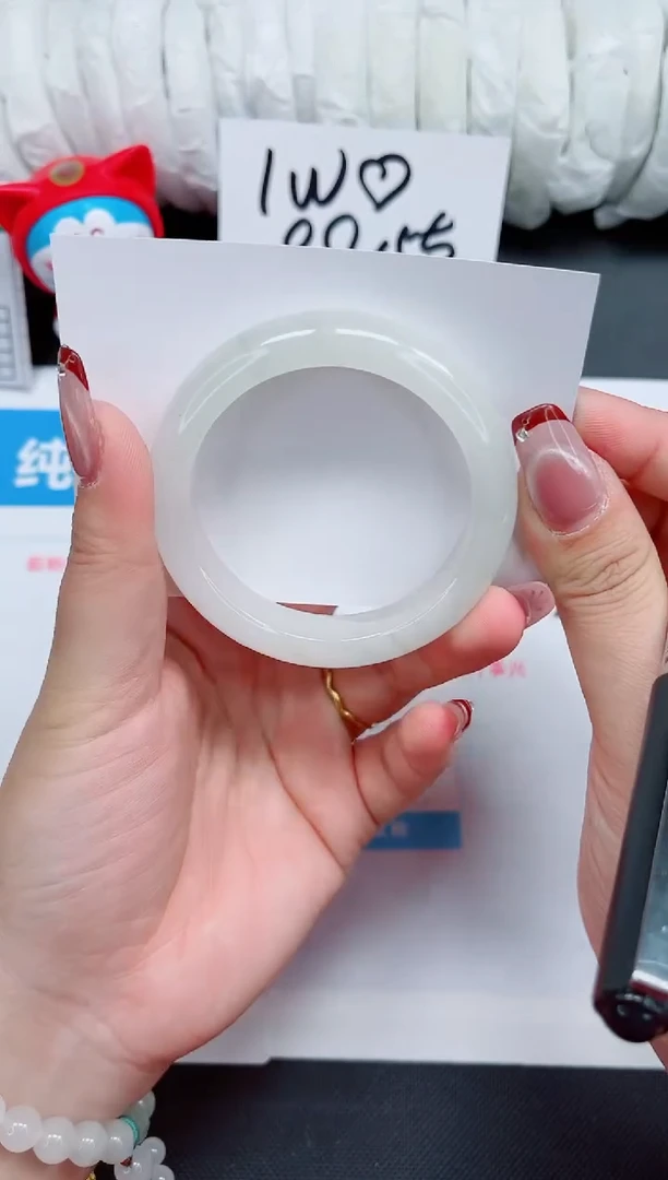 【闪购商品】石英质玉手镯未镶嵌253