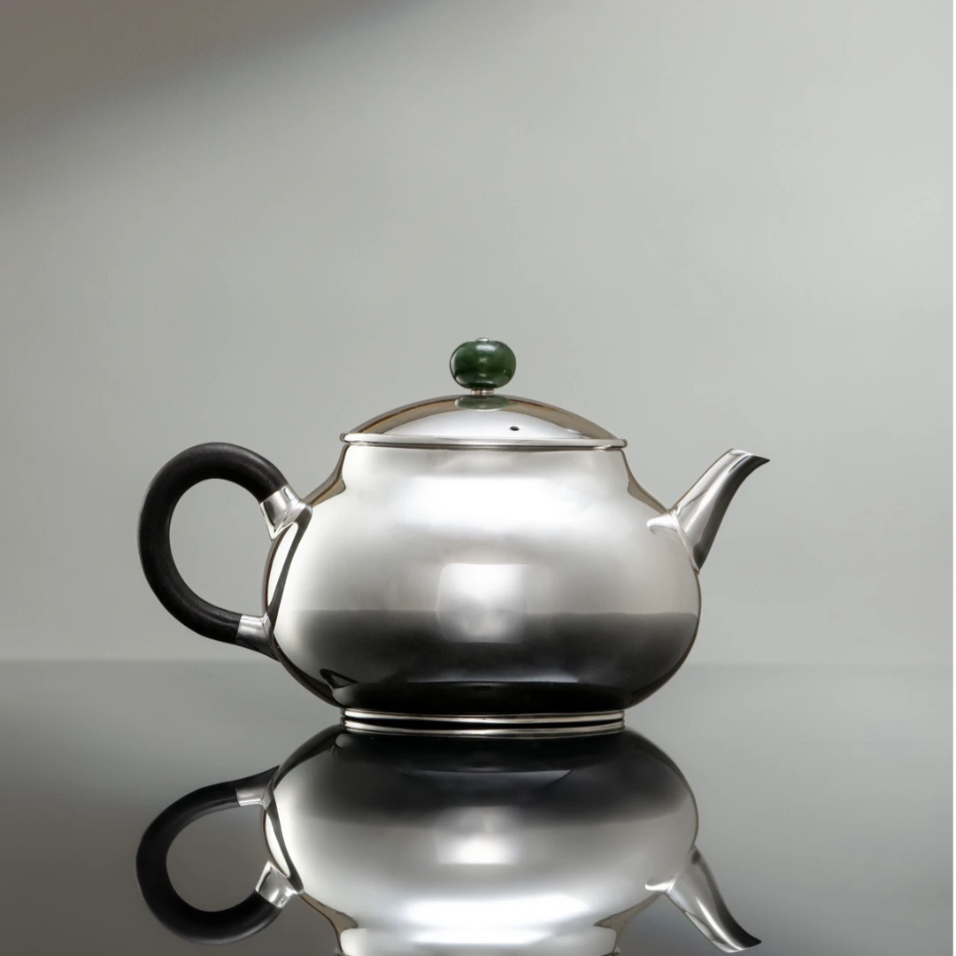 呆坐 | 镜面水平壶纯手工银壶容量180ml 家用功夫高端茶器