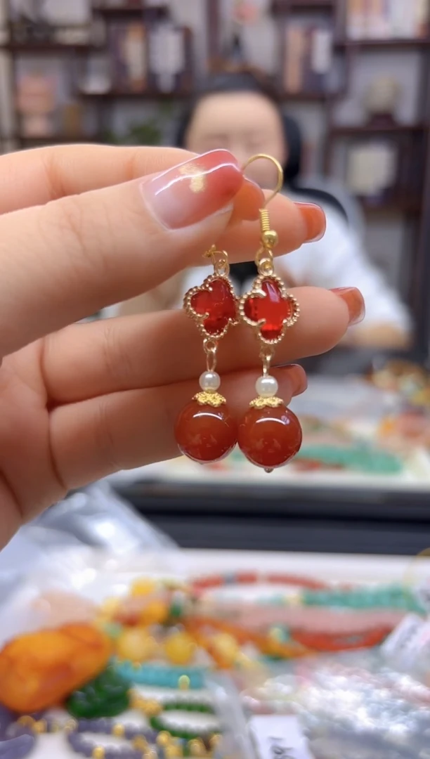 【闪购商品】玛瑙/玉髓耳坠14K金镶嵌E691