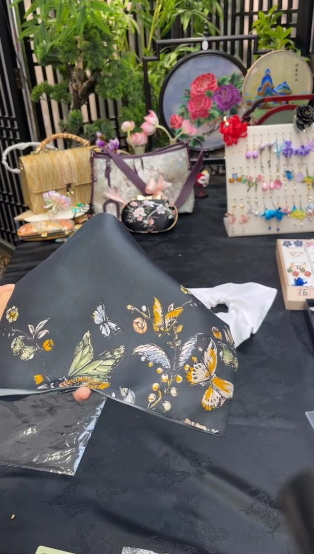 织绣爱**静非遗手工苏绣饰品