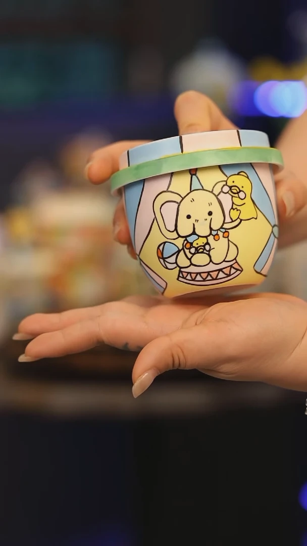 【闪购商品】摆件景德镇釉下彩绘设计师款式陶瓷