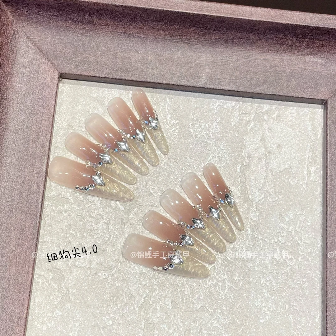 【爱丽丝】轻奢感冰透晕染法式堆钻螺纹法式 锦鲤穿戴甲