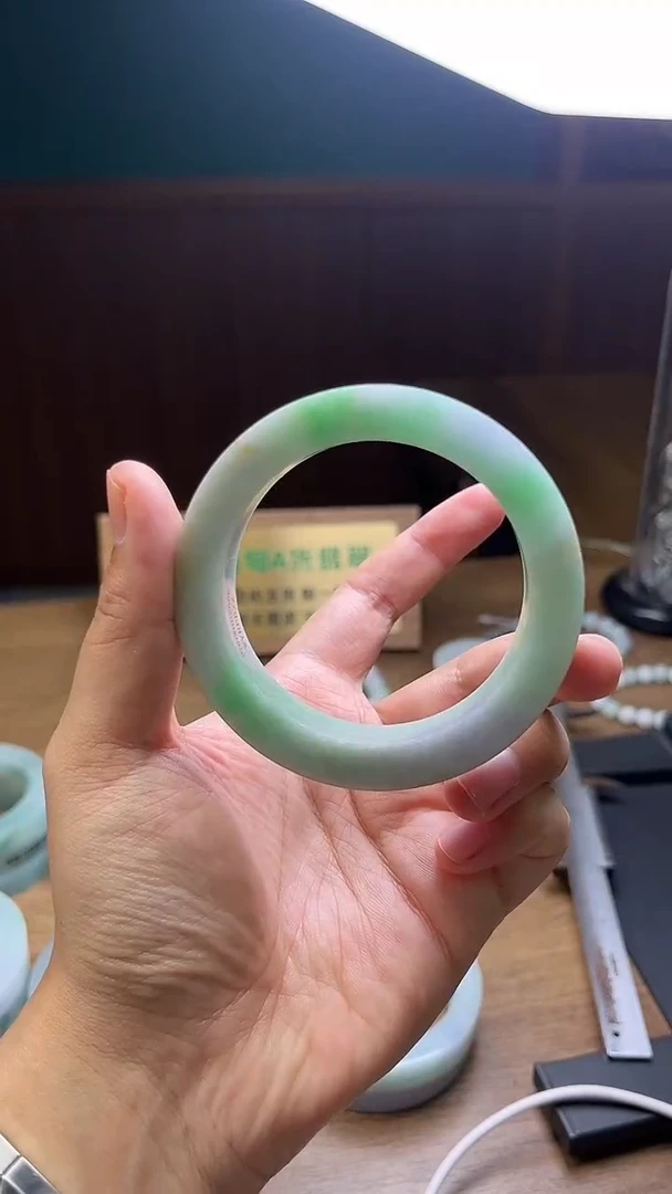 未镶嵌手镯定制翡翠0*1定制