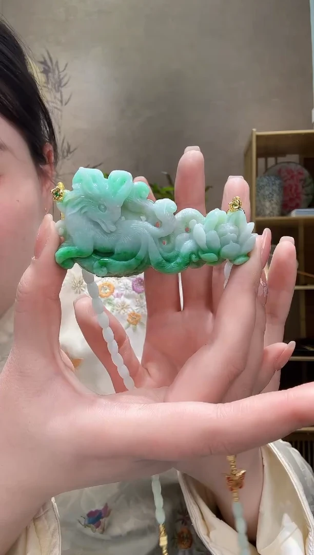 【闪购商品】翡翠颈饰未镶嵌吊坠