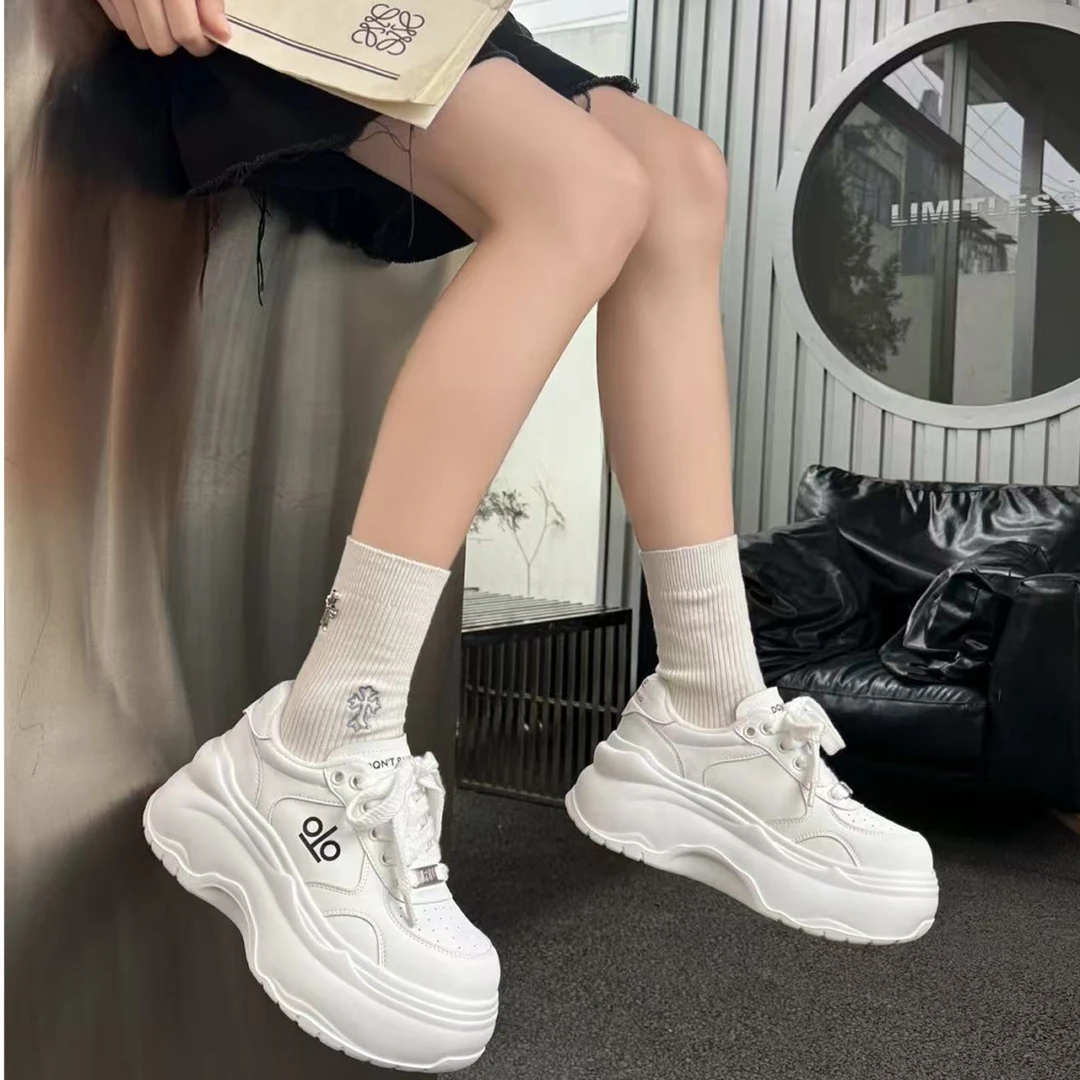WYFS厚底增高休闲轻便小白鞋