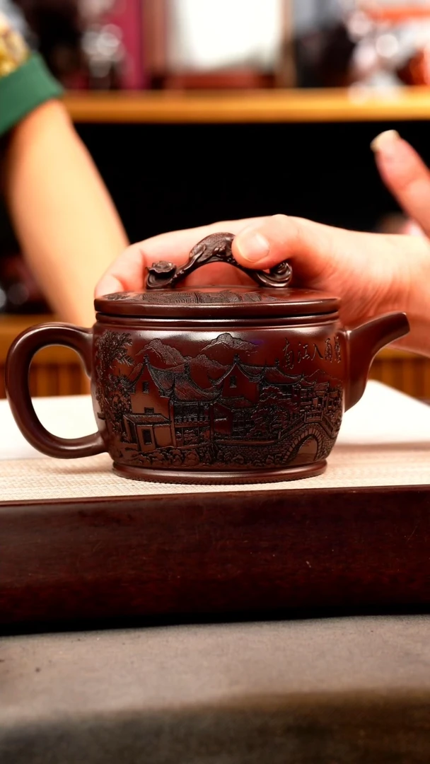 茶壶紫砂乌金砂 如意汉瓦 刻绘