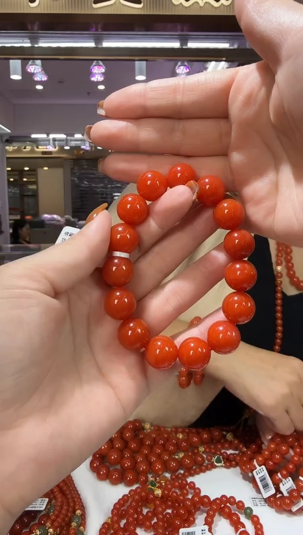 未镶嵌珠串南红玛瑙多样发其一/14/HS2321009999