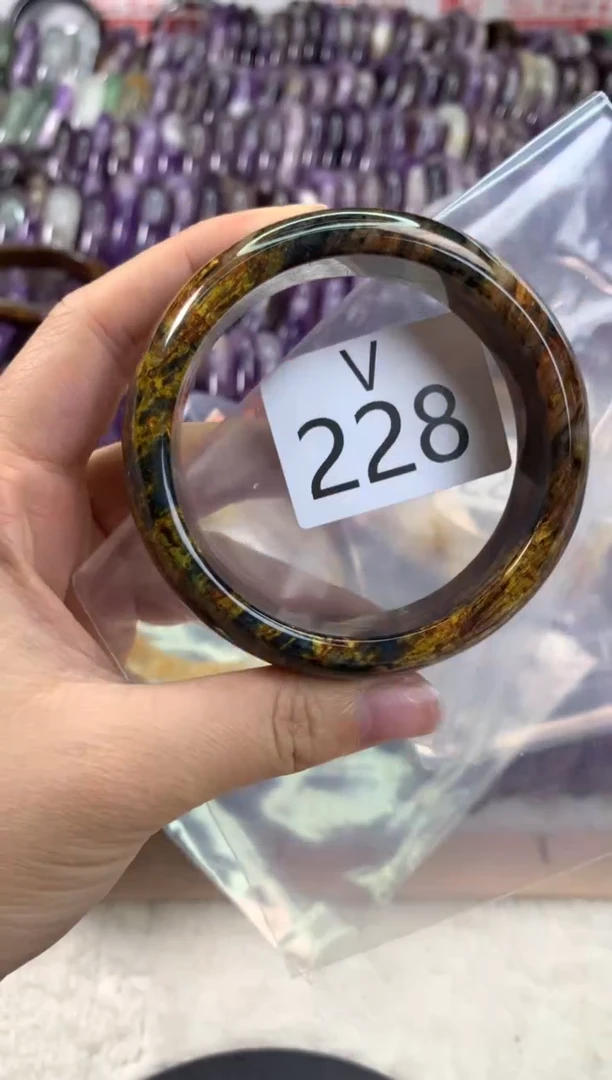 【闪购商品】水晶水晶手镯V未镶嵌228-59
