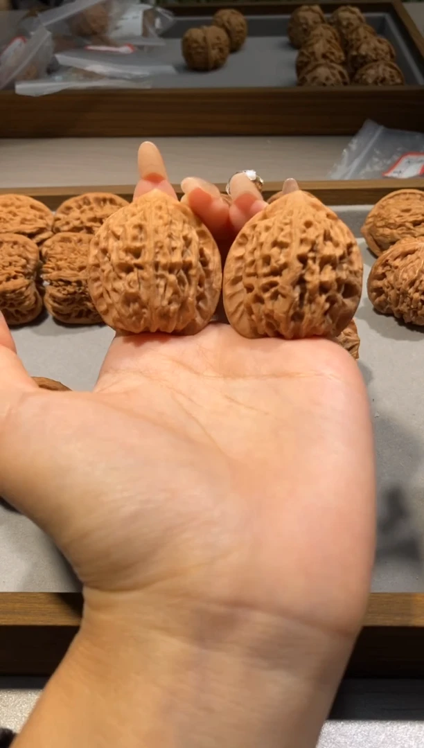 把件核桃全品38金牛精对