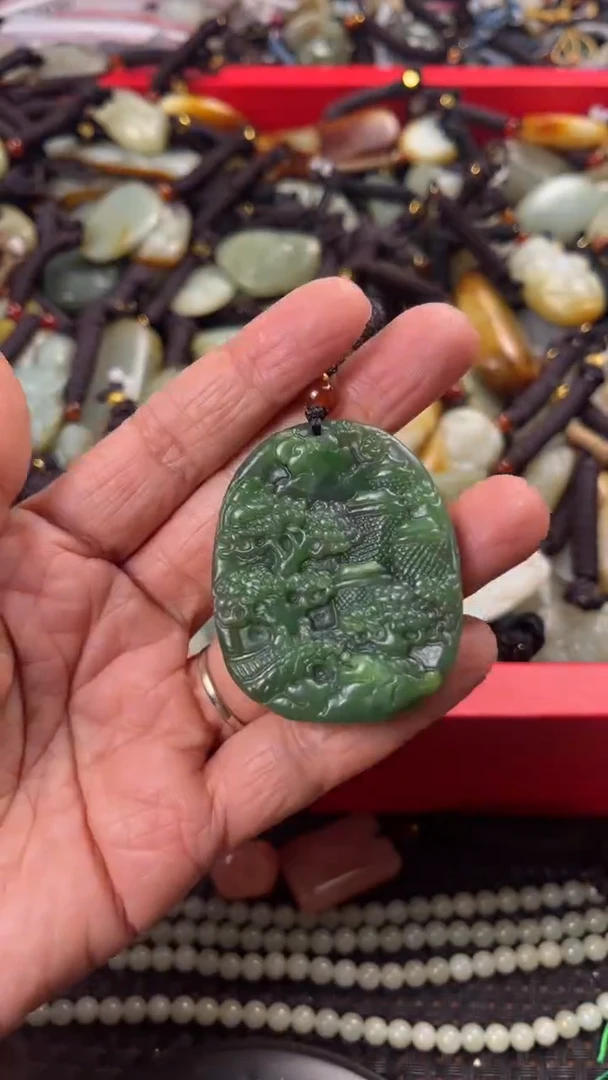 【闪购商品】和田玉颈饰未镶嵌多样性发货没有证书拍一发一有瑕