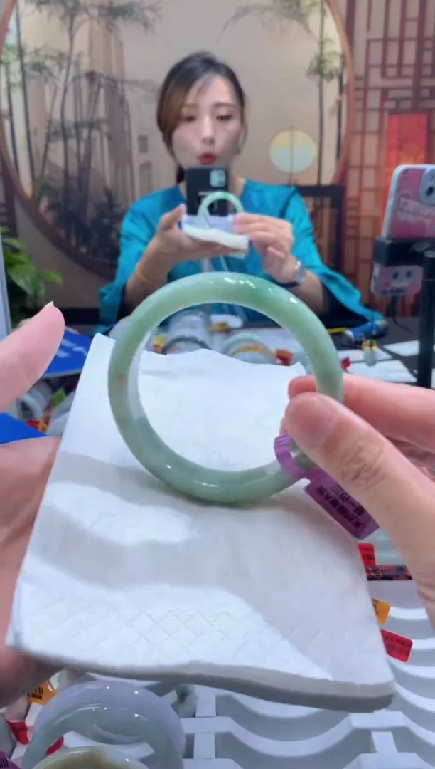 未镶嵌手镯翡翠0000555447