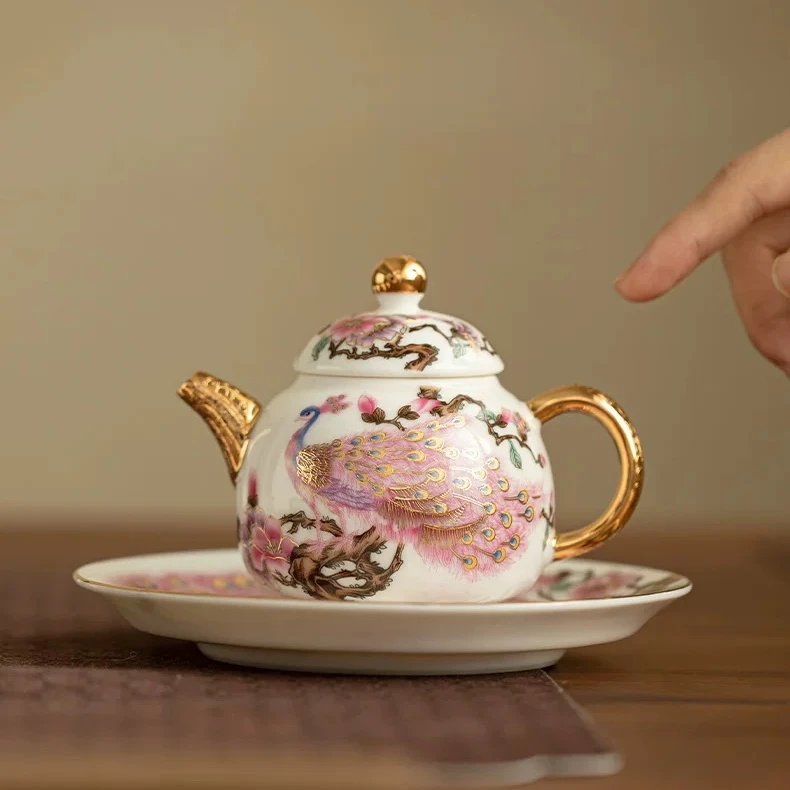 非金属陶瓷手链 羊脂玉掐金丝金孔雀A11547