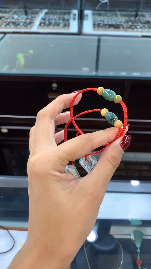 未镶嵌手绳翡翠手绳多样性发其一