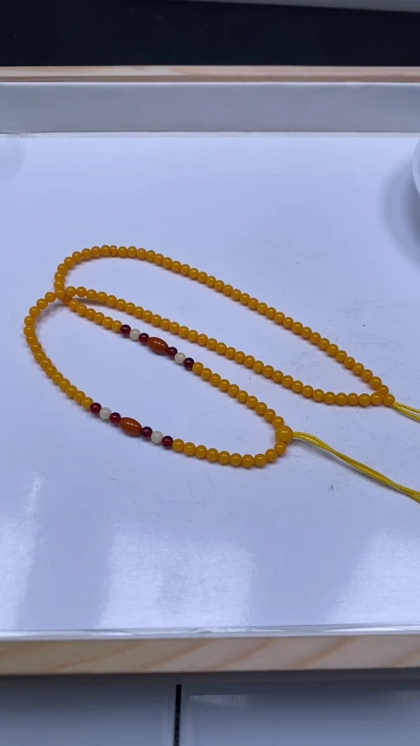 裸石蜜蜡未镶嵌D520 鸡油黄蜜蜡4mm1条9.9元