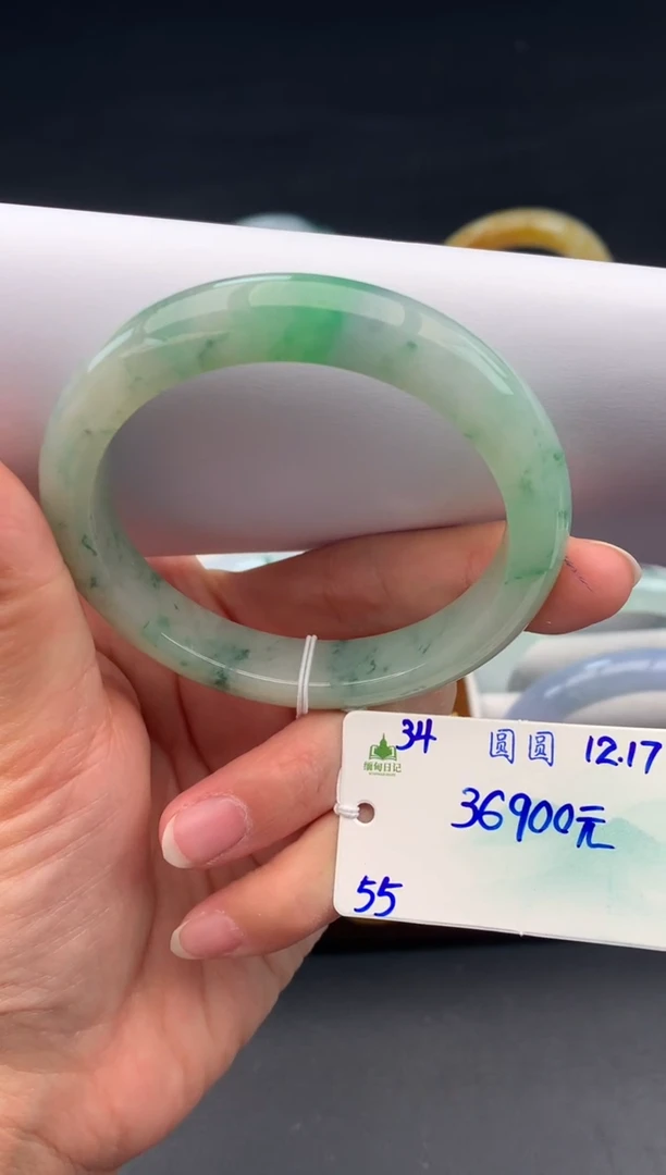 未镶嵌手镯翡翠翡翠自带#送人#，假一赔三