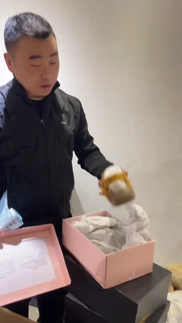 头层牛皮344品牌男包清货中（不要卡单，理性消费）