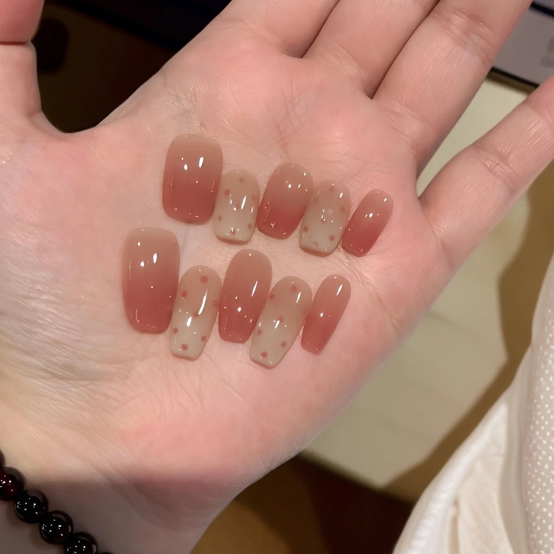 【奶芙泡泡】裸色渐变腮红高品质美甲小众穿戴甲气质显白网红指甲片