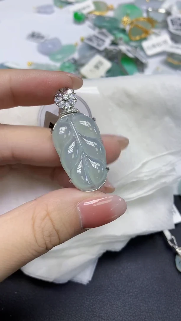 颈饰未镶嵌翡翠天然缅甸翡翠A货多样性发一件
