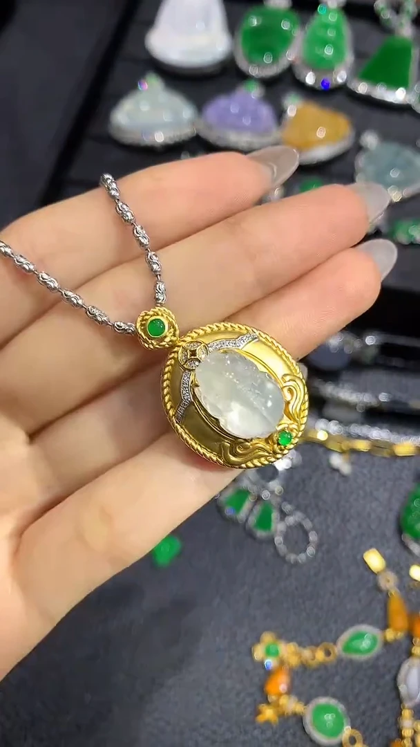 翡翠18K金镶嵌吊坠(不含链)团购