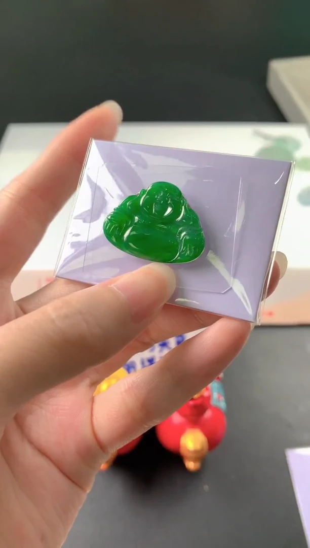 未镶嵌定制翡翠F***a裸玉（客户意向镶嵌）