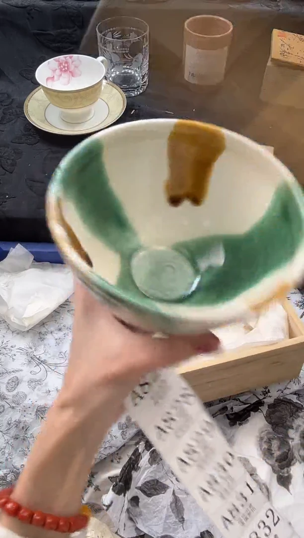 瓷片M****地       A827*
