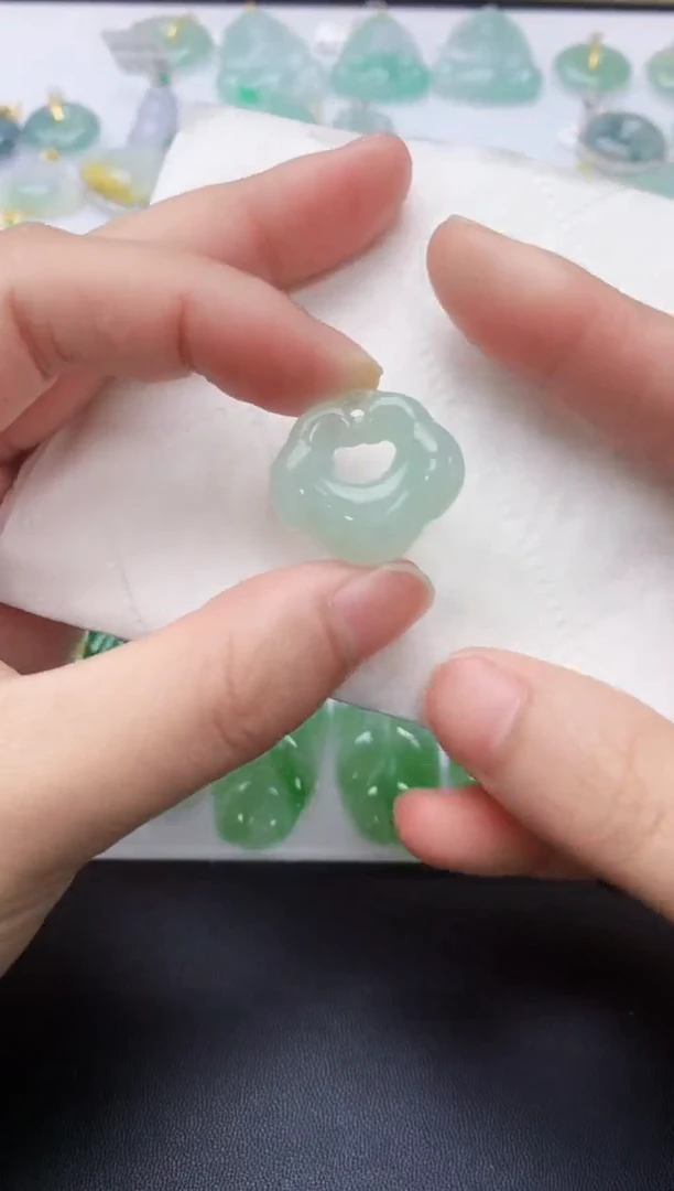 颈饰未镶嵌翡翠天然A货