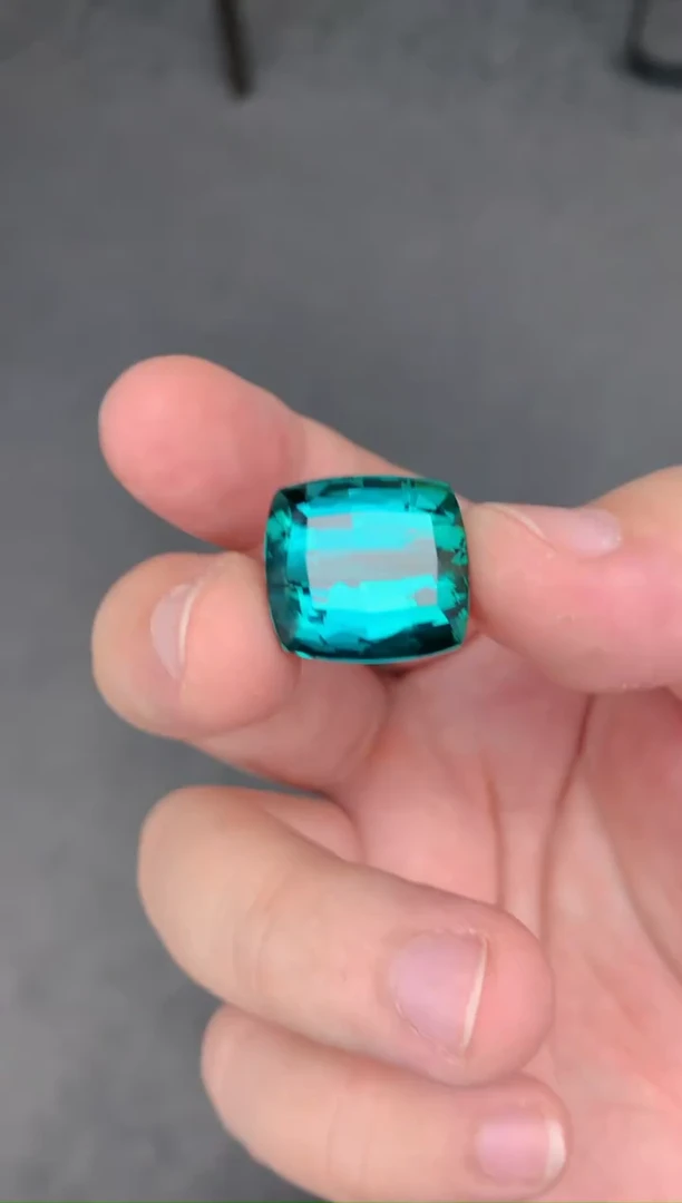 未镶嵌裸石碧玺32ct lagoon碧玺