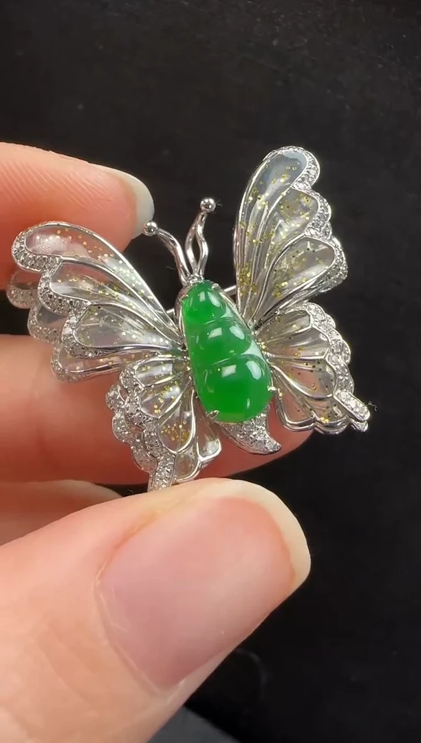 颈饰未镶嵌翡翠555豆子一个