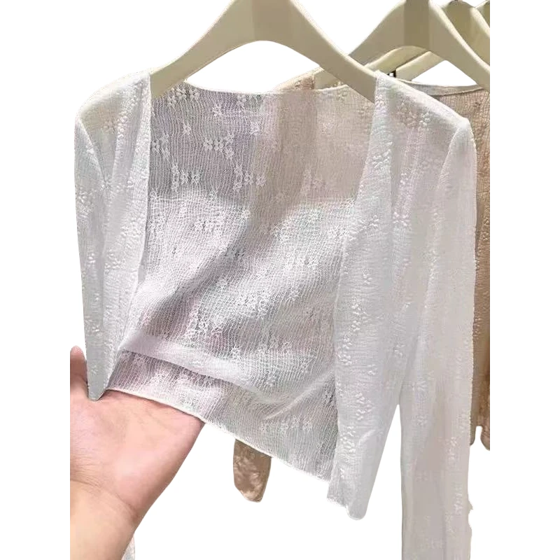 猪猪头家米色小花外披