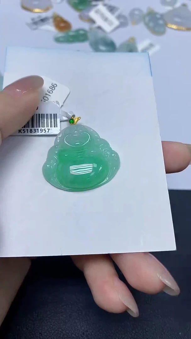 翡翠18K金镶嵌颈饰天然缅甸翡翠A货