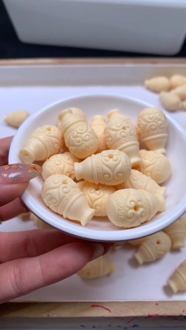 菩提散珠E867 牙牙 果 回纹三通25*16mm1个8元