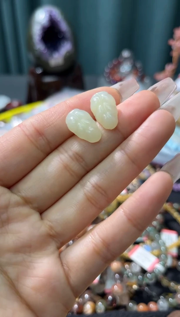 【闪购商品】和田玉耳饰银S925镶嵌2多样性发其一/耳钉