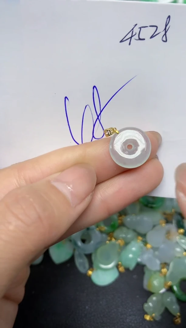 【闪购商品】翡翠颈饰18K金镶嵌 天然翡翠A货