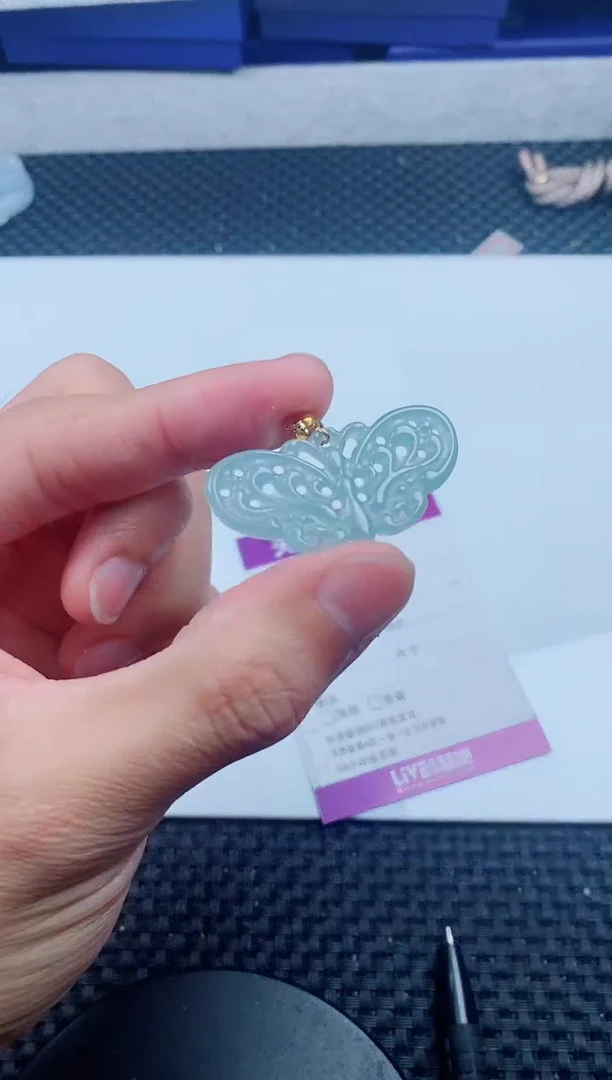 翡翠未镶嵌颈饰111111111